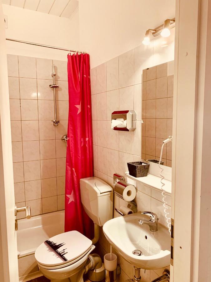 Hotel Gasthaus Zur Eule Köln Eksteriør billede