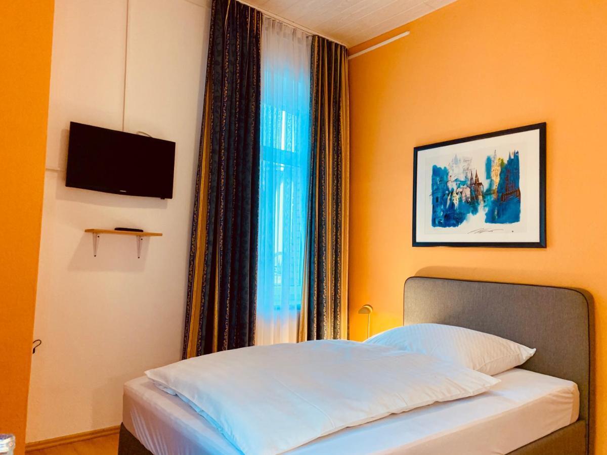 Hotel Gasthaus Zur Eule Köln Eksteriør billede