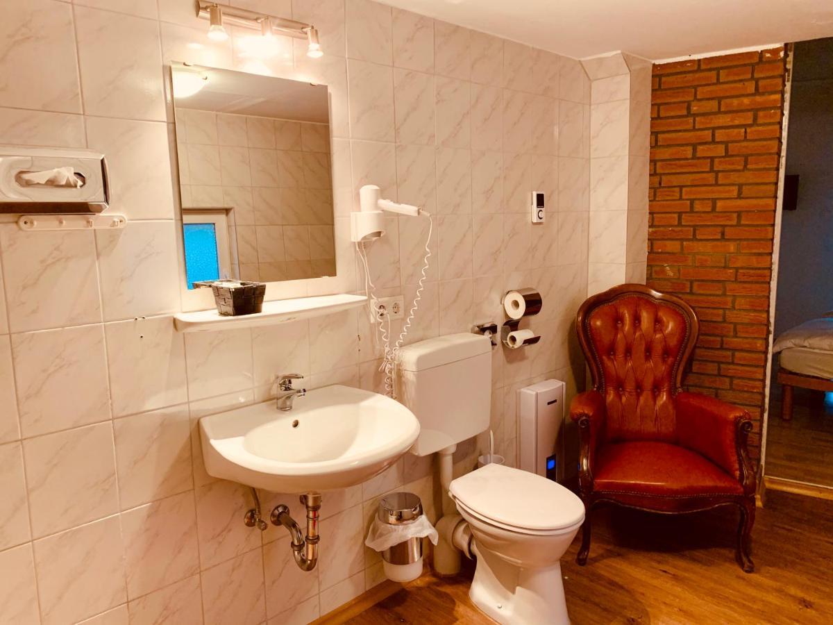 Hotel Gasthaus Zur Eule Köln Eksteriør billede